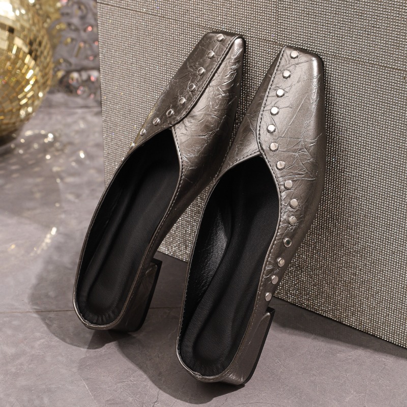レディース ブラック パテント スタッズ付き ミュール ロー - Women'S Shoes Loafers Black のレビューと価格