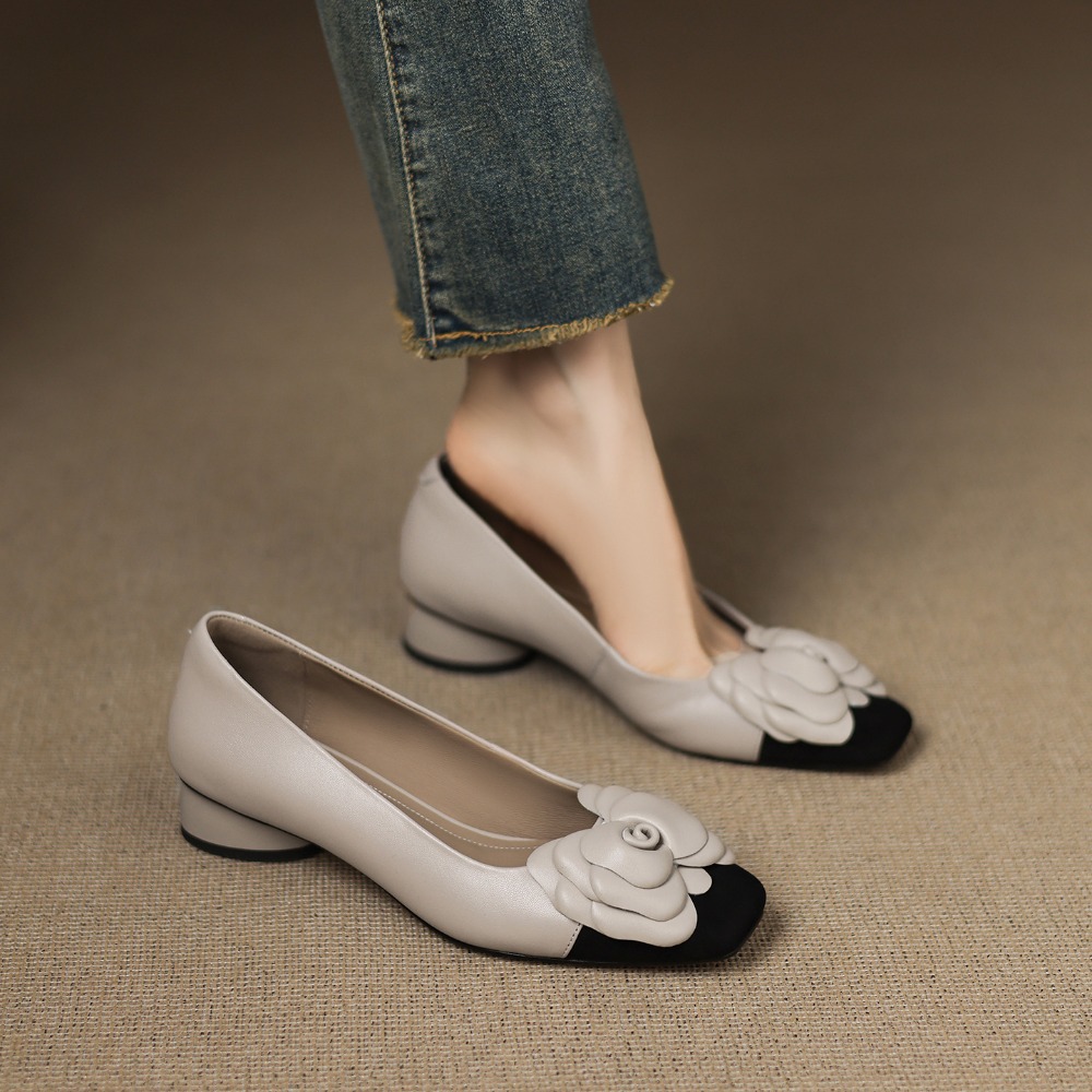 ファッションフラワーシングルシューズ秋の新作スクエアトゥ浅口 - Women'S Shoes Large のレビューと価格
