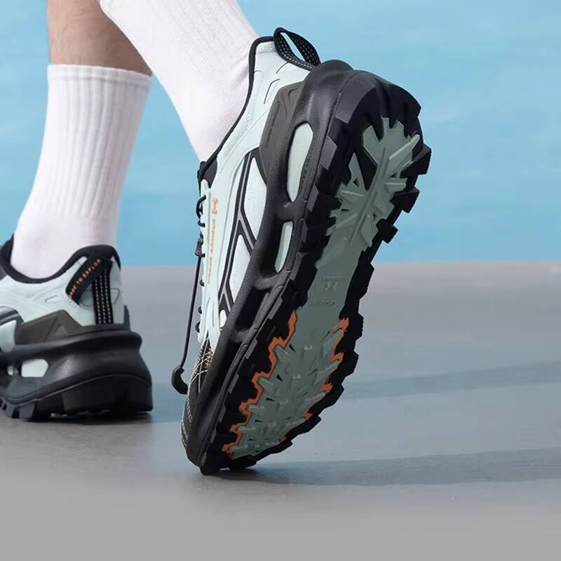 アンダーアーマー男性女性ロートップアウトドアトレイルシューズ - Women Shoes Hong Kong のレビューと価格