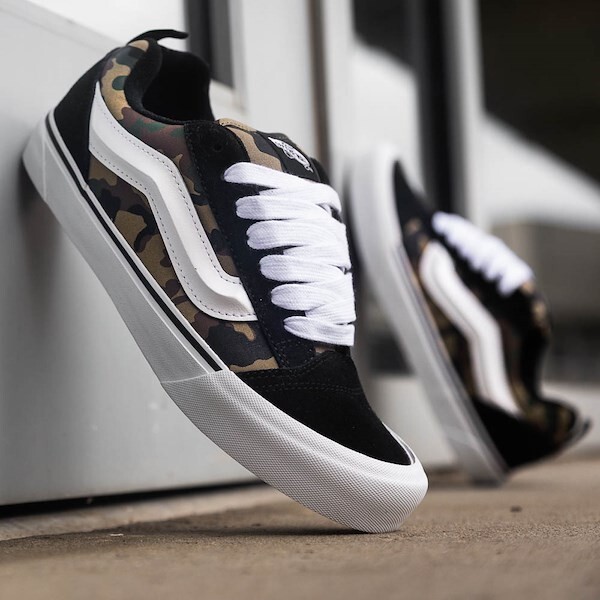 Vans Knu Skool Camo レディース シューズ - Women Shoes Vans のレビューと価格