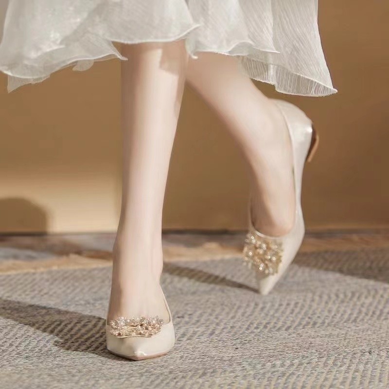 2025年新作レディース、華やかなポインテッドトゥフラットシ - Pointed Toe Flat のレビューと価格