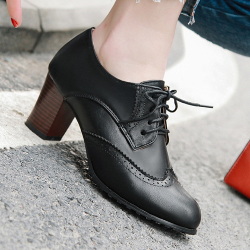女性のためのヴィンテージハイヒールローファー,レースアップシ - Women'S Shoes Loafers Black のレビューと価格