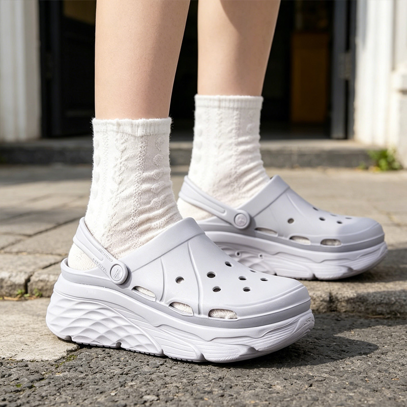 スケッチャーズ レディース サンダル、通気性のある滑り止めソ - Women Shoes Hong Kong のレビューと価格