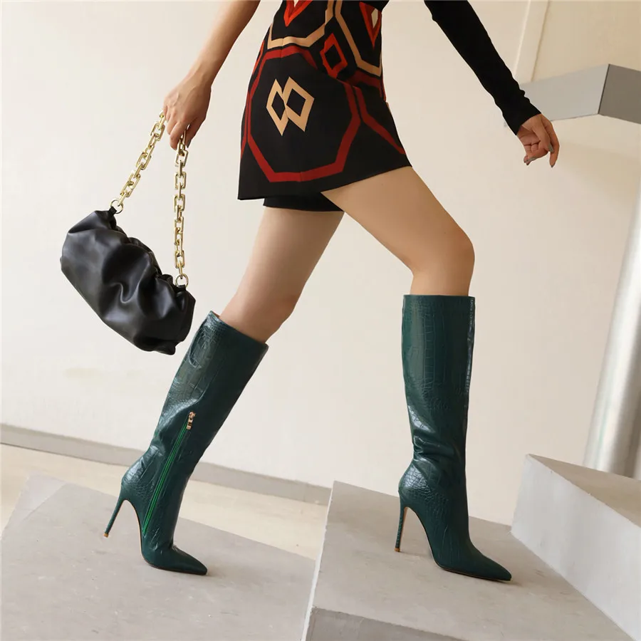 光沢のあるシルバーゴールドのレディースニーハイブーツ、スティ - Zip Up Boots Short のレビューと価格