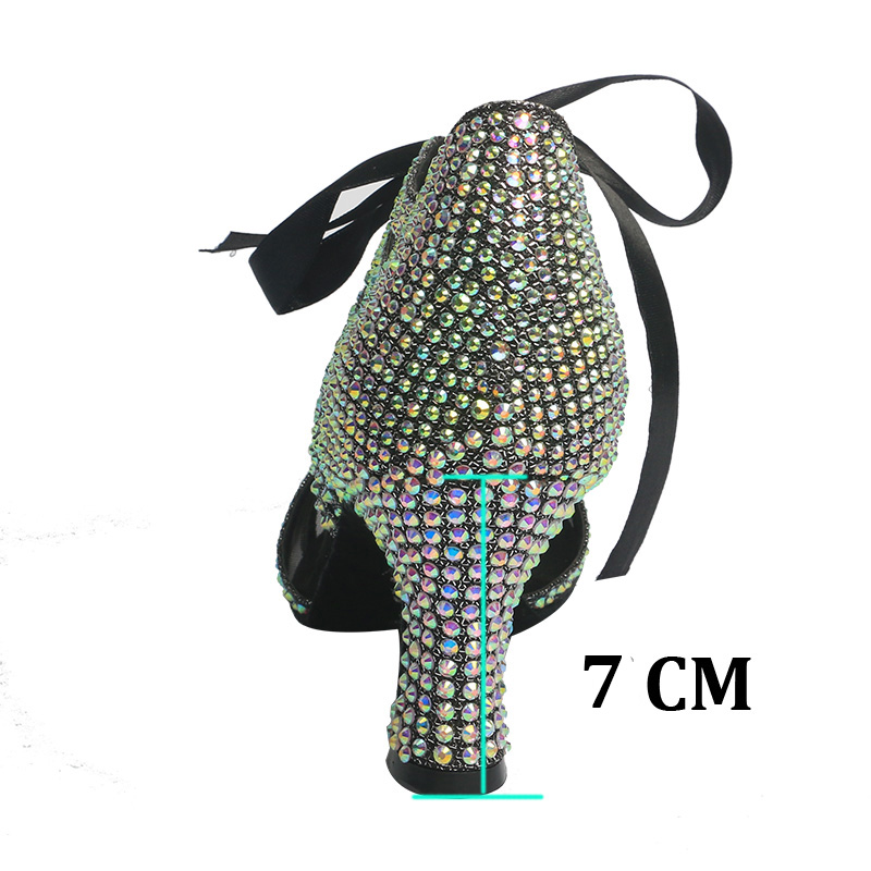 ウェドゥポス メリー・ジェーン ブロックヒール ダンスパーテ - Ribbon Tie Heel のレビューと価格