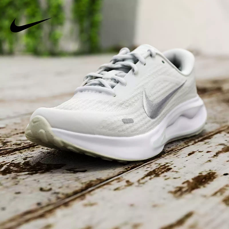 NIKE レディース 新型 JOURNEY RUN クッショ - Women Shoes Hong Kong のレビューと価格