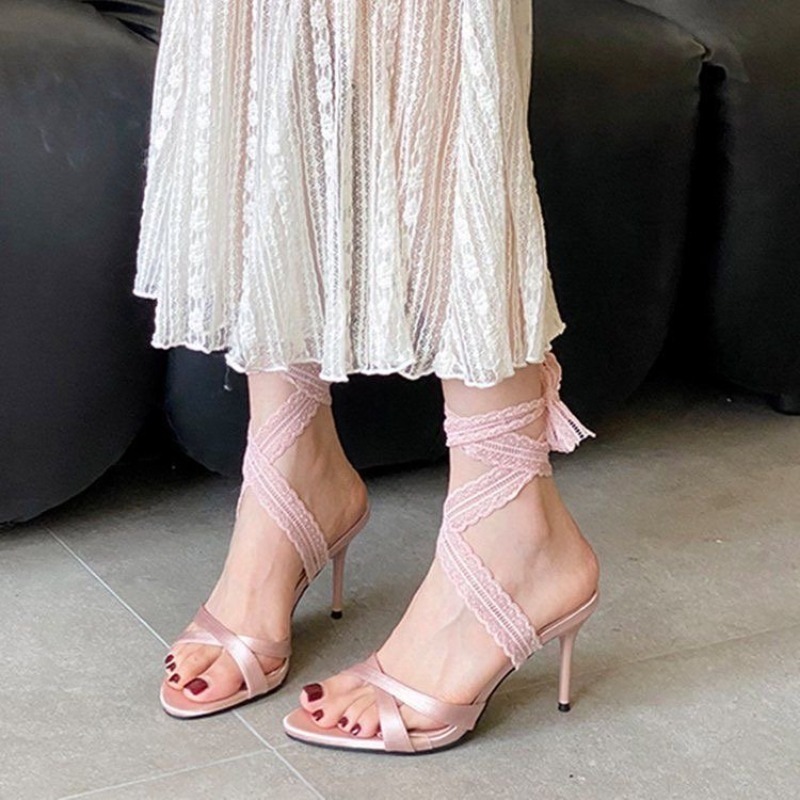 エレガントな女性用ハイヒールサンダル、オープントゥ、スティレ - Ribbon Tie Heel のレビューと価格