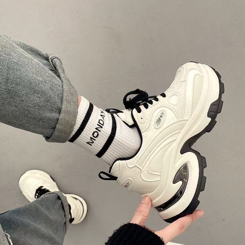 レトロ防水香港風厚底おしゃれダッドシューズ レディース 20 - Women Shoes Hong Kong のレビューと価格