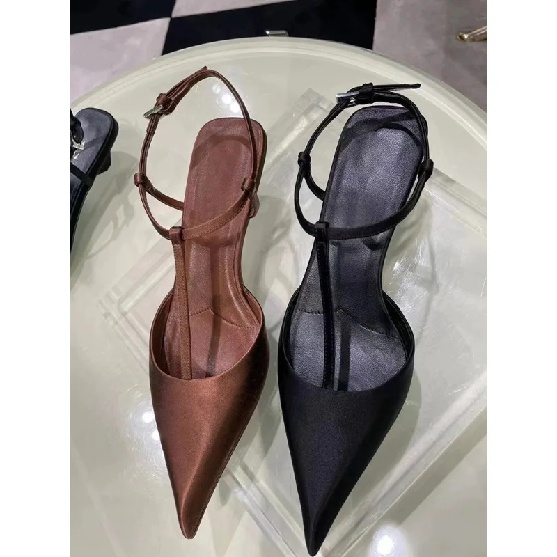 女性用靴 セクシーなポインテッドトゥ レディースサンダル 快 - Women'S Shoes Large のレビューと価格