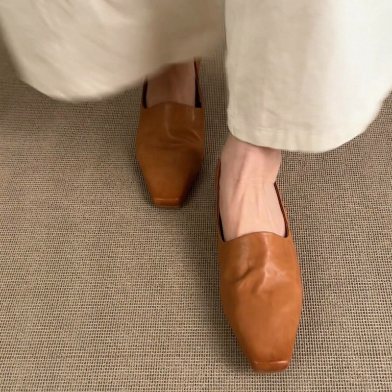 レトロフラットローファー レディース スリッポン ブリティッ - Pointed Toe Flat のレビューと価格