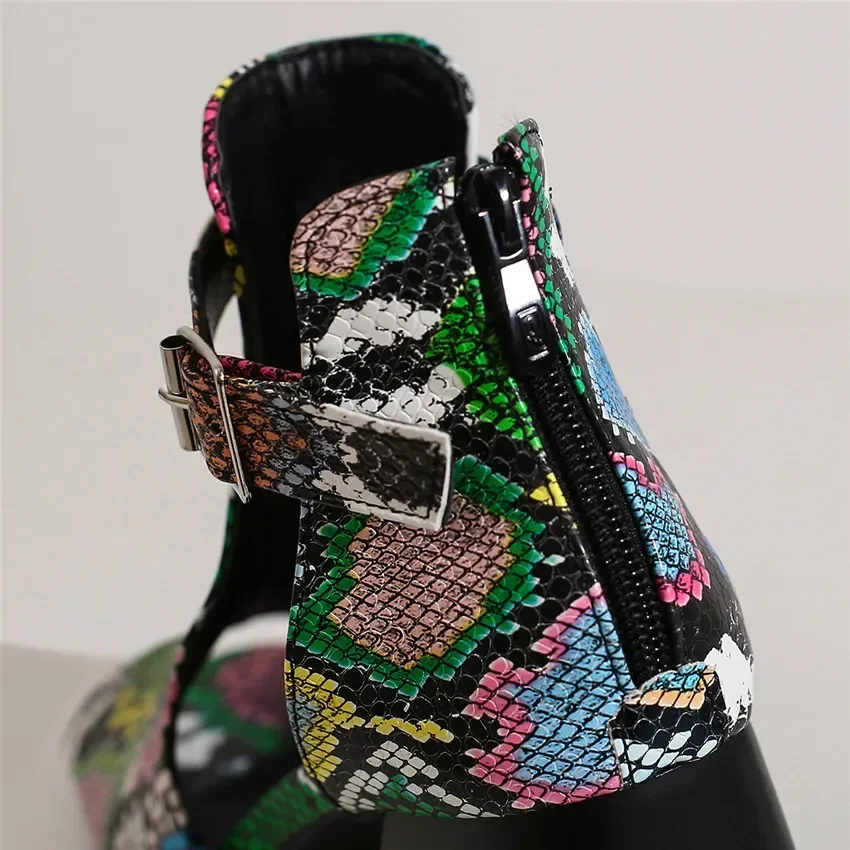 ファッショナブルな女性用グラディエーターハイチャンキーサンダ - Women Shoes Zipper のレビューと価格